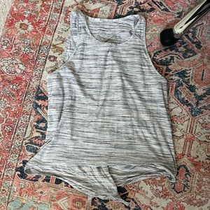 Open tie back tank 10